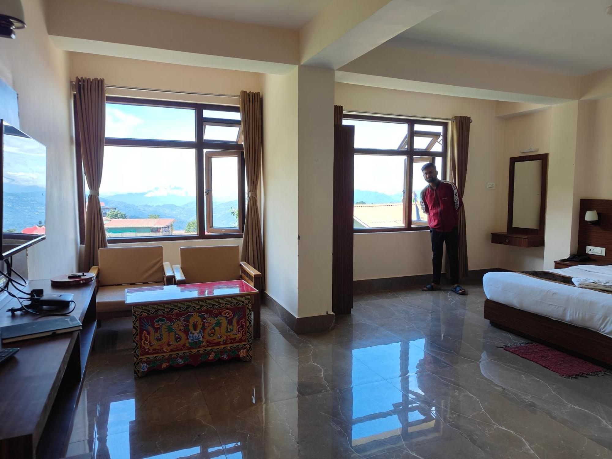 Yangkhyil Residency Hotel