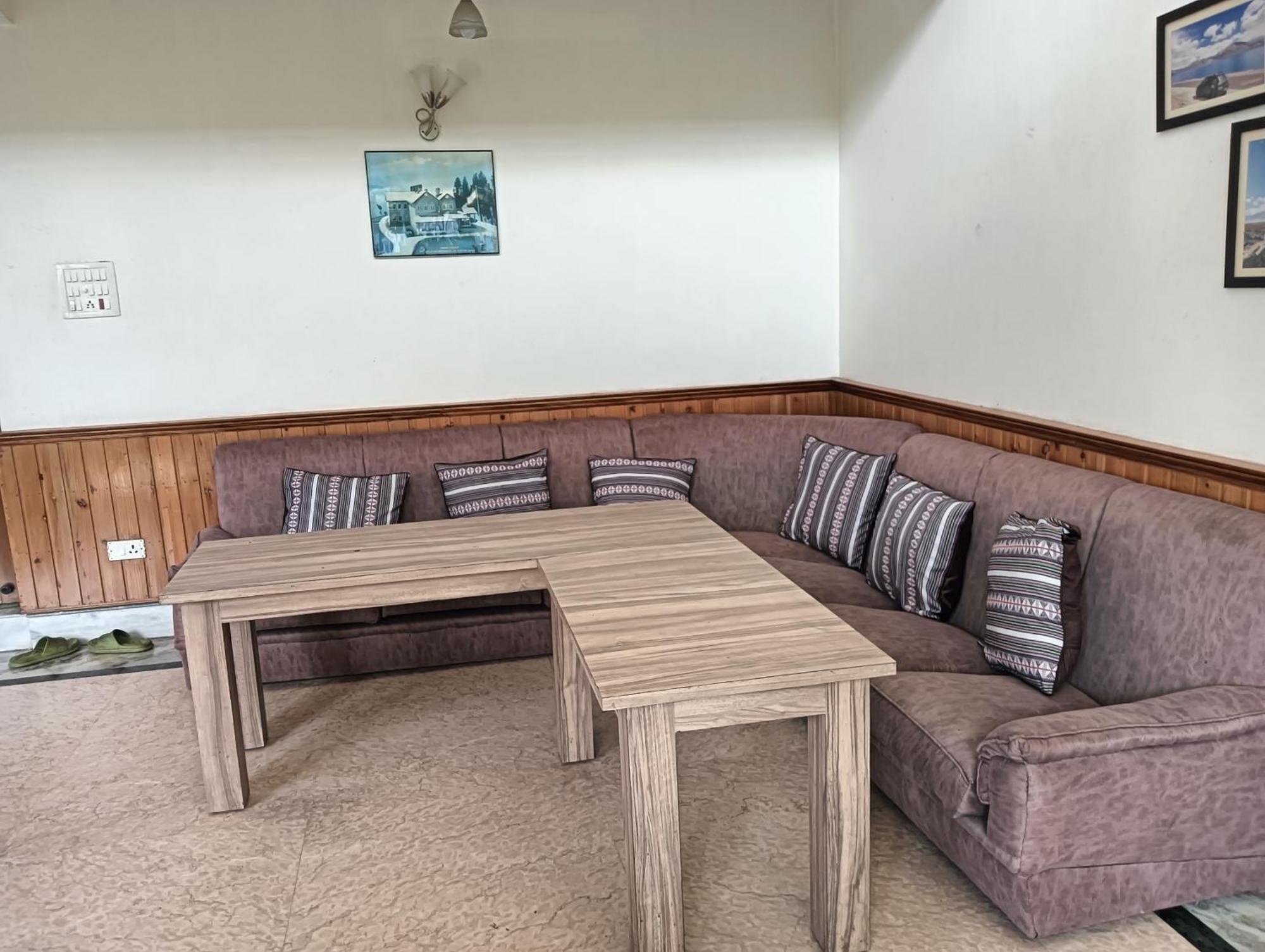 Ronglyang Near Mg Road Homestay