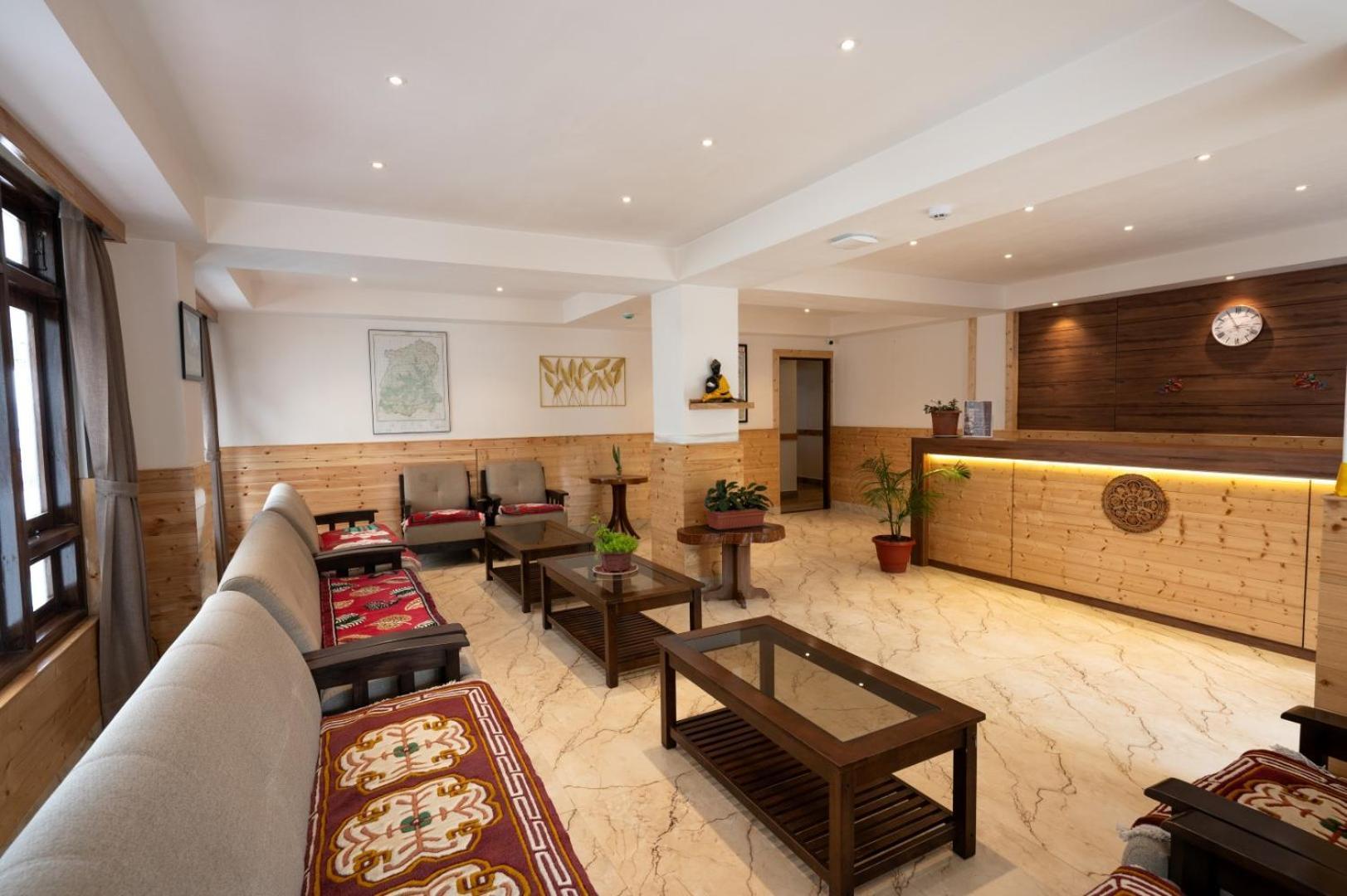 Avianna Prime & 3* Gangtok