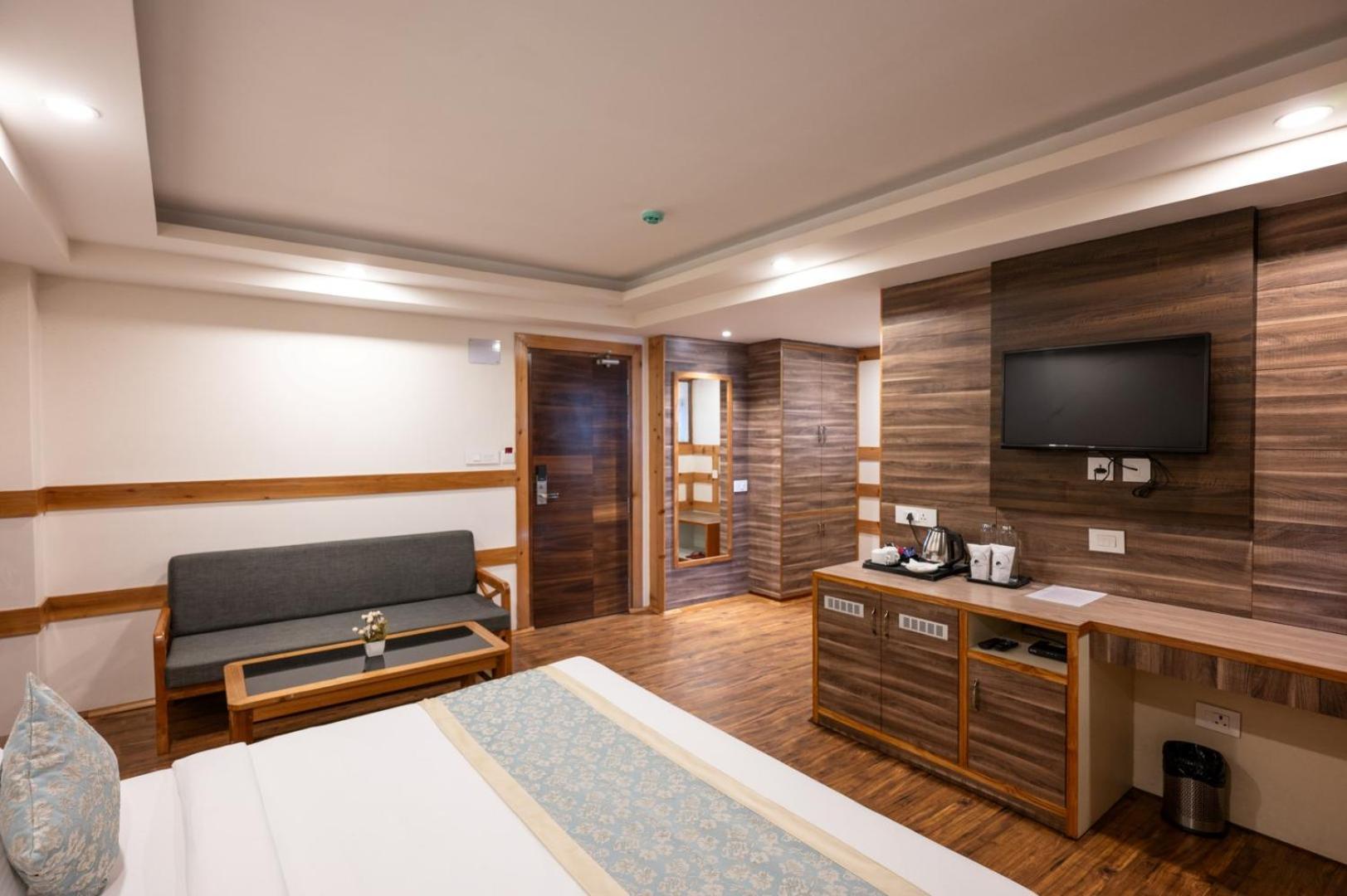 Hotel Avianna Prime &