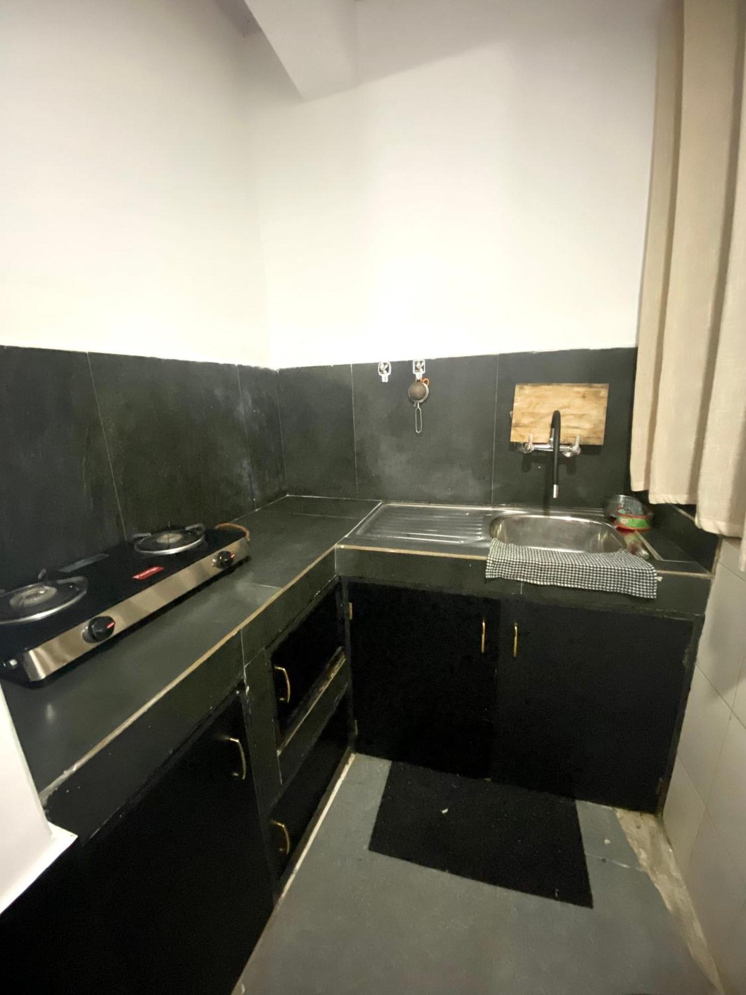 Noor Lyang Apartment