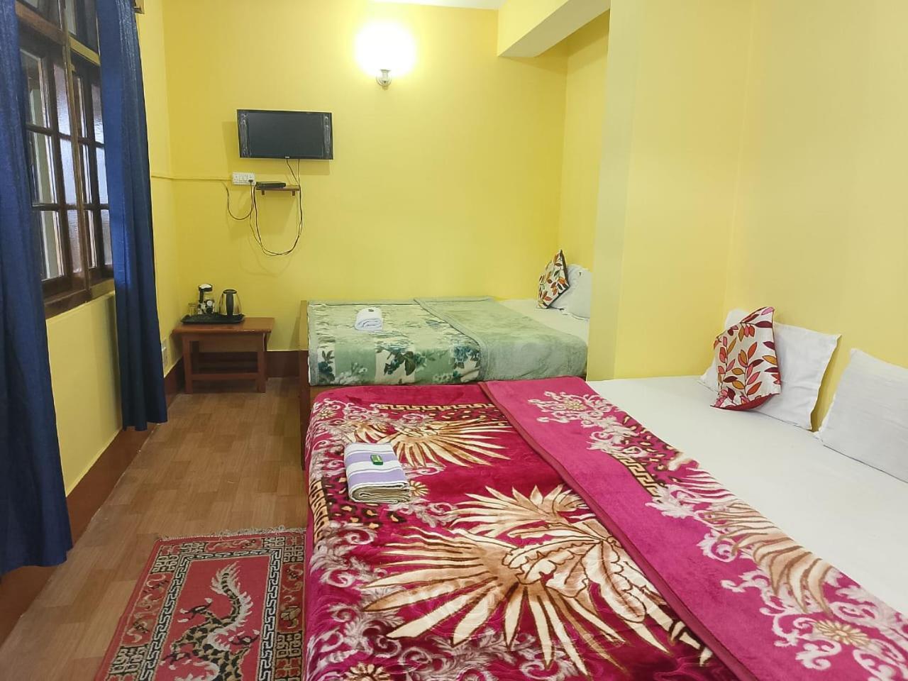Heritage Near Mall Road Hotel *