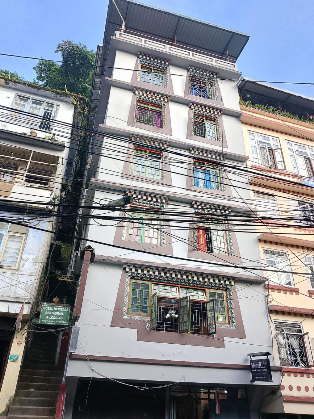 Heritage Near Mall Road Hotel *