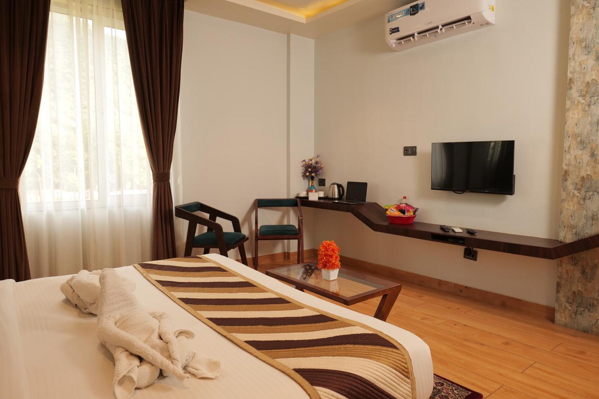 Hotel The Z Retreat And Spa - A Luxury 4 Star Retreat Gangtok