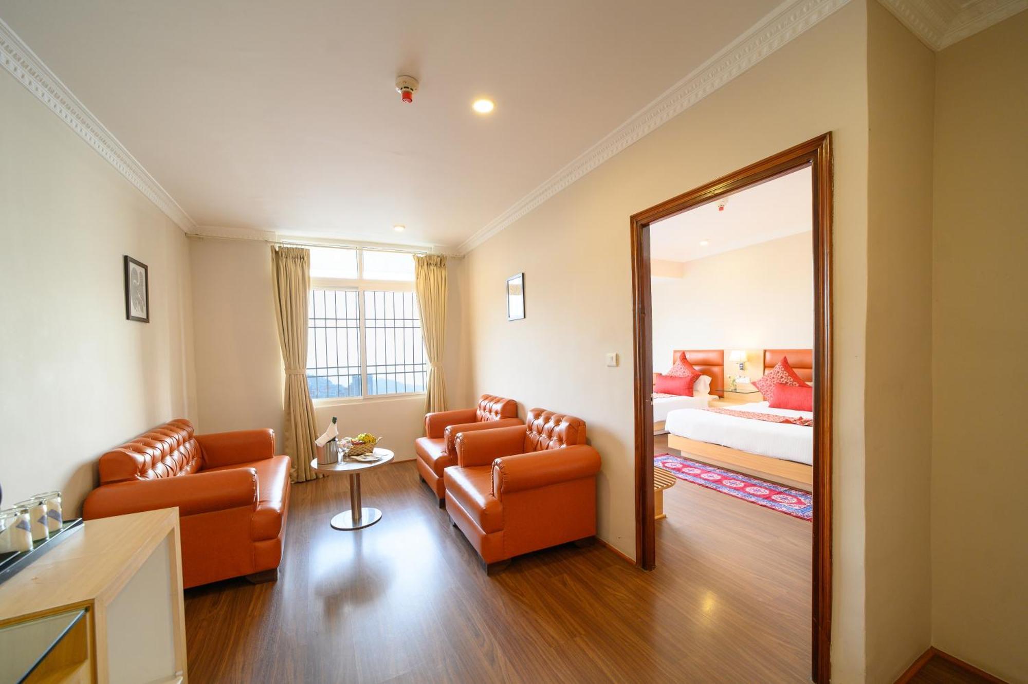 Sinclairs Hotel 3*