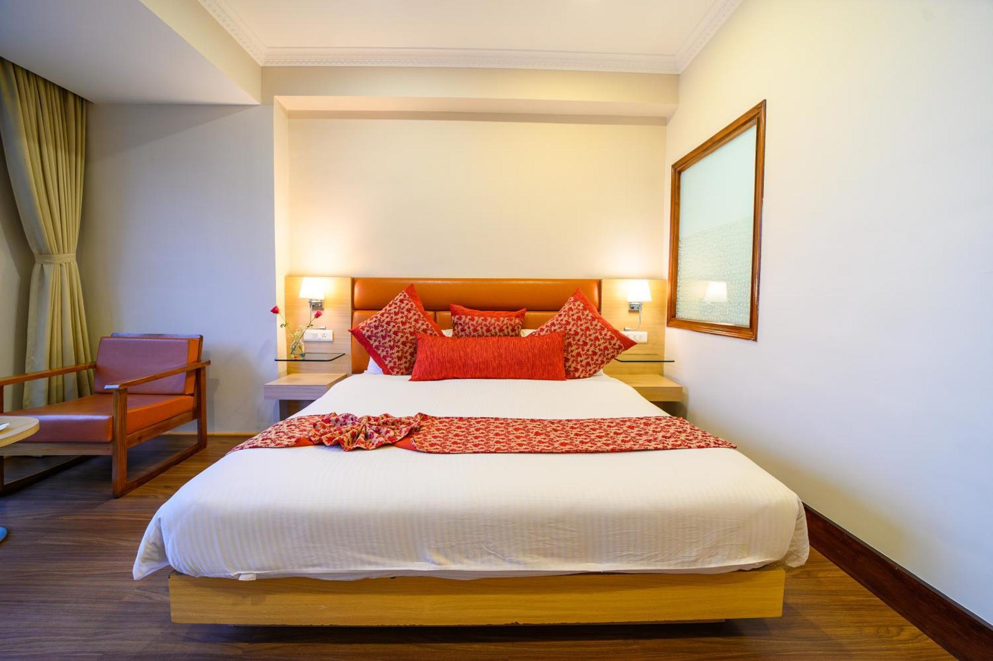 Sinclairs Hotel 3*