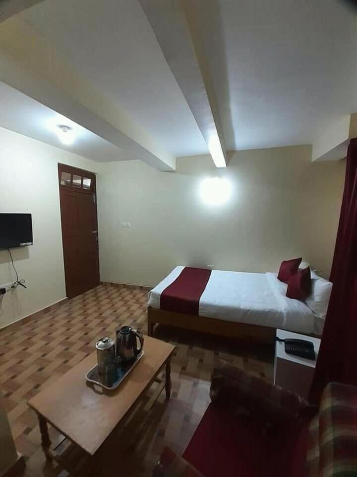 Pink Orchid Hotel Gangtok