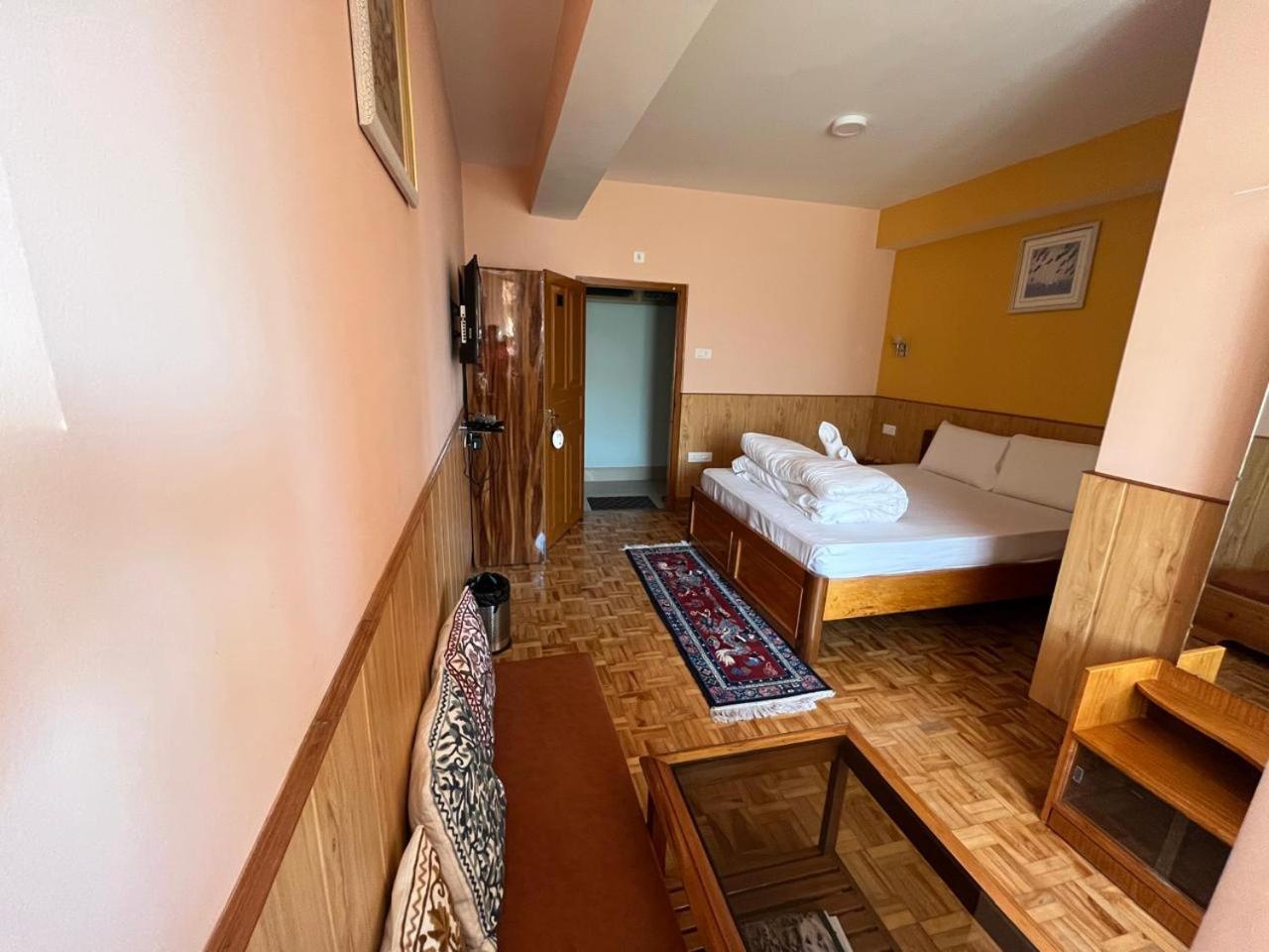 Alpine Guest house Gangtok