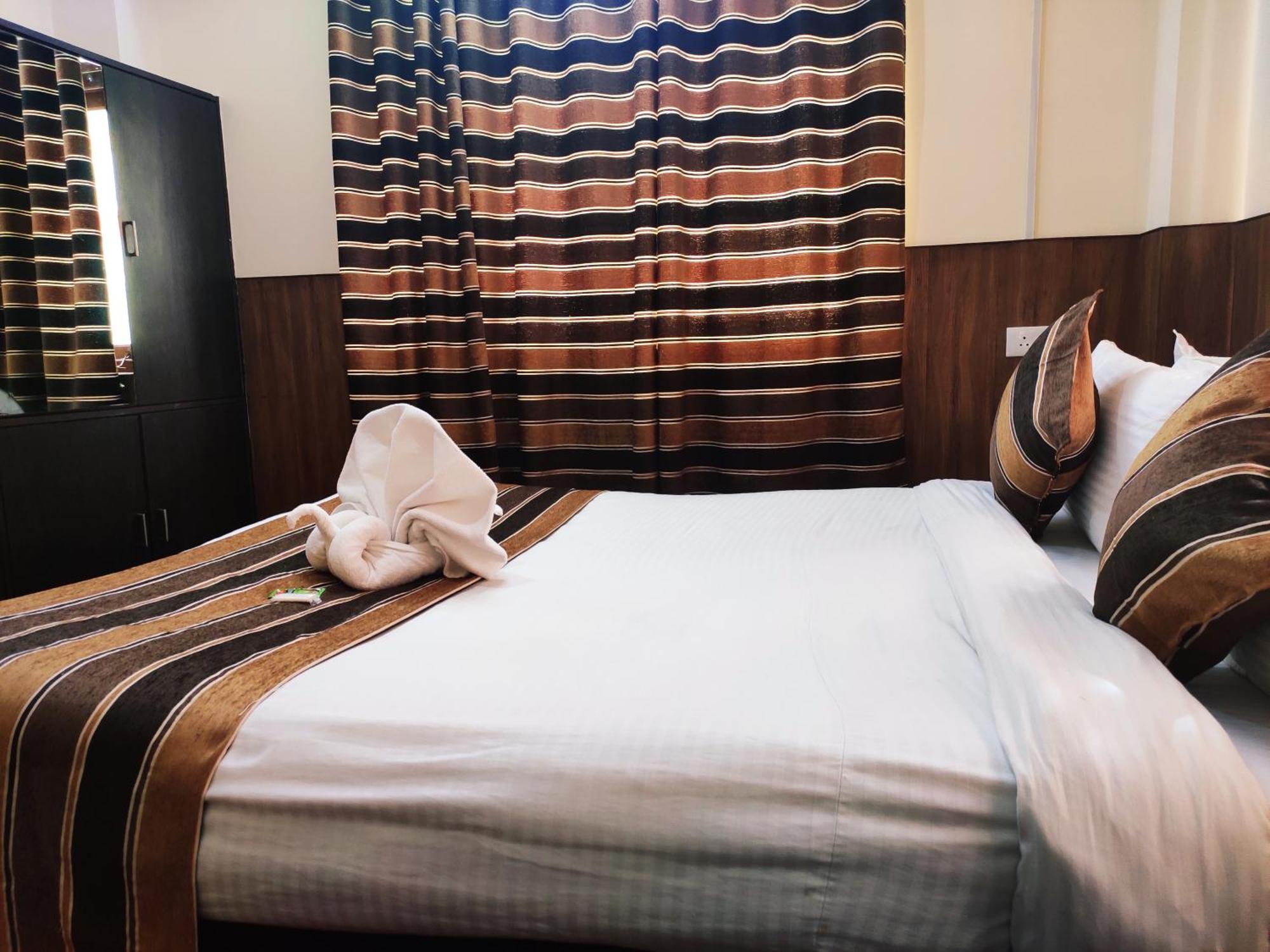 Kg Tusheta - 200 Mtrs From Mg Marg Hotel