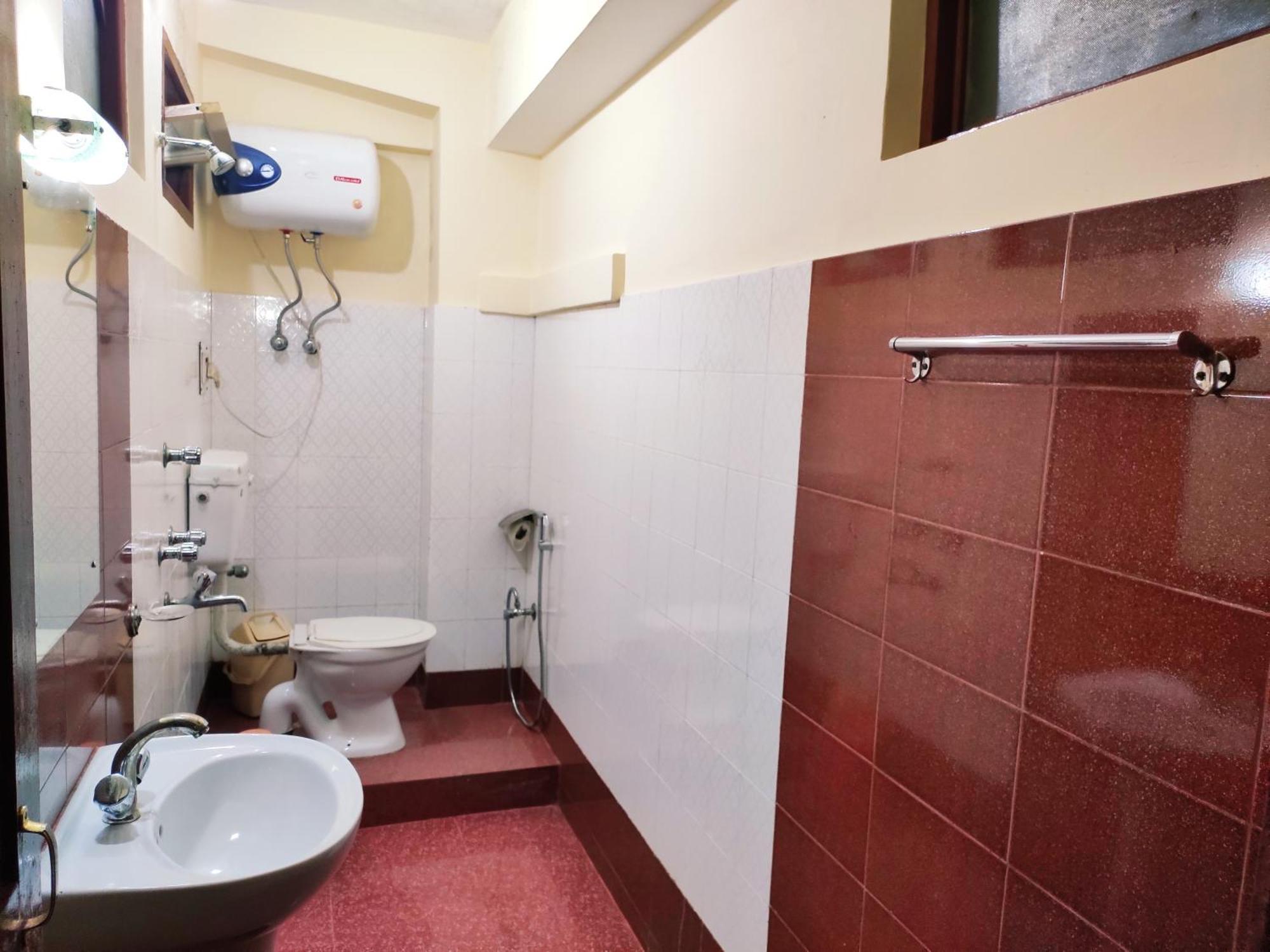 Hotel Kg Tusheta - 200 Mtrs From Mg Marg Gangtok