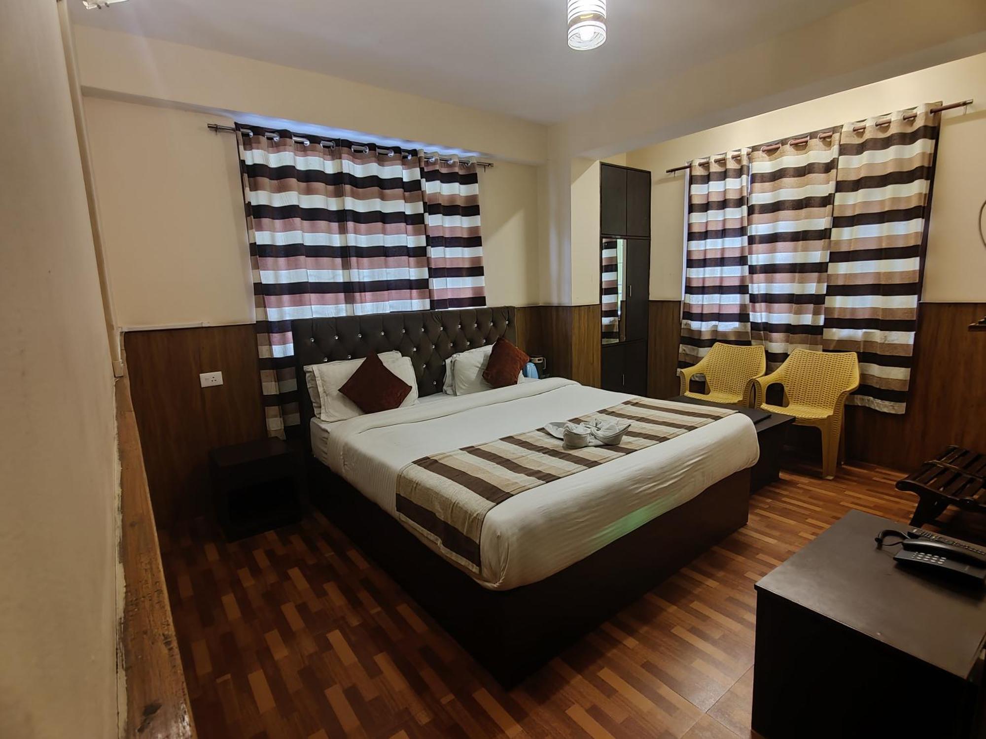 Hotel Kg Tusheta - 200 Mtrs From Mg Marg Gangtok