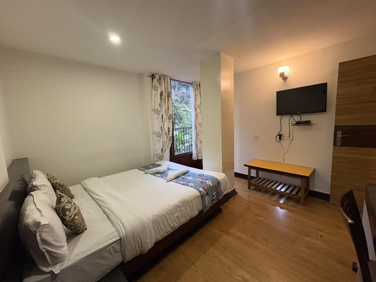 Motel Nina Mma In