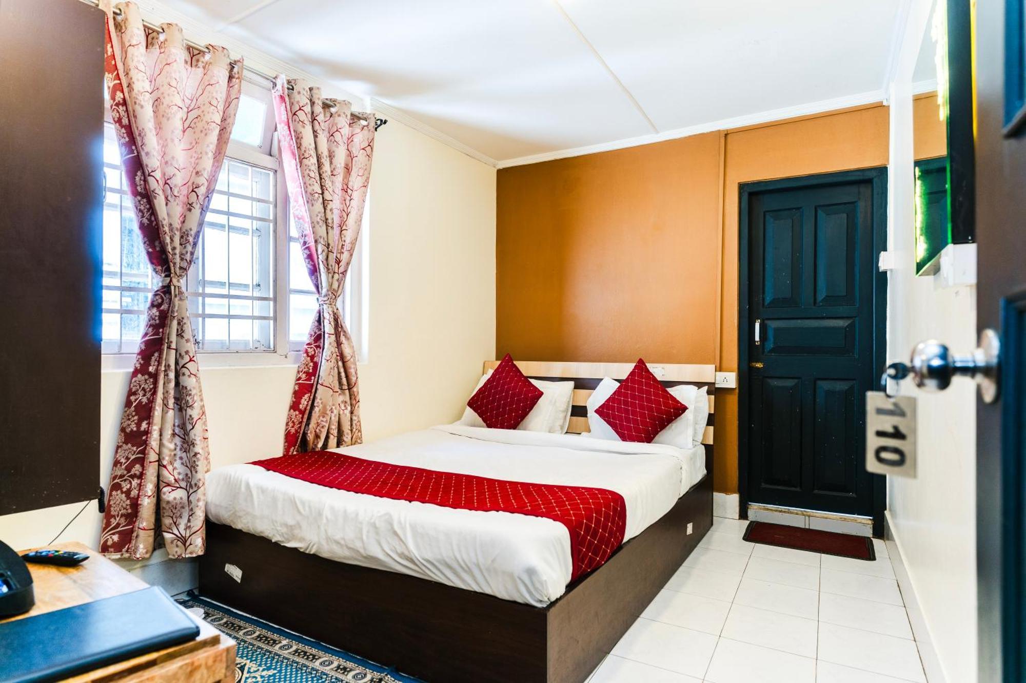 Sparrow Juniper Tree 2 Min Walk To Mg Marg Hotel Gangtok