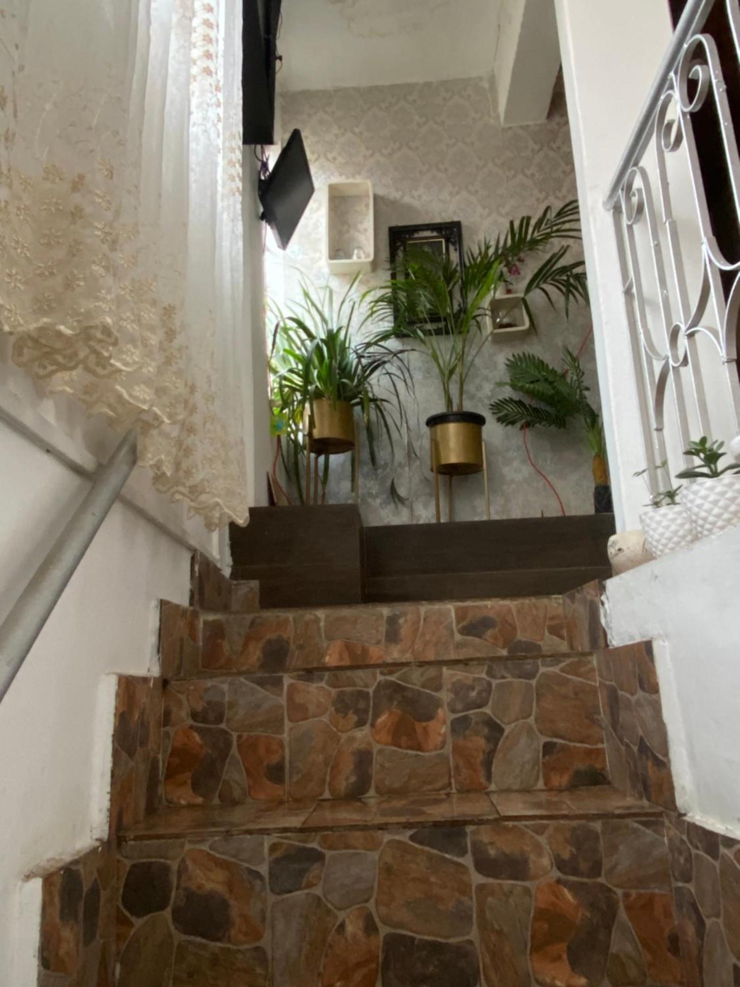 Noor Lyang Apartment *