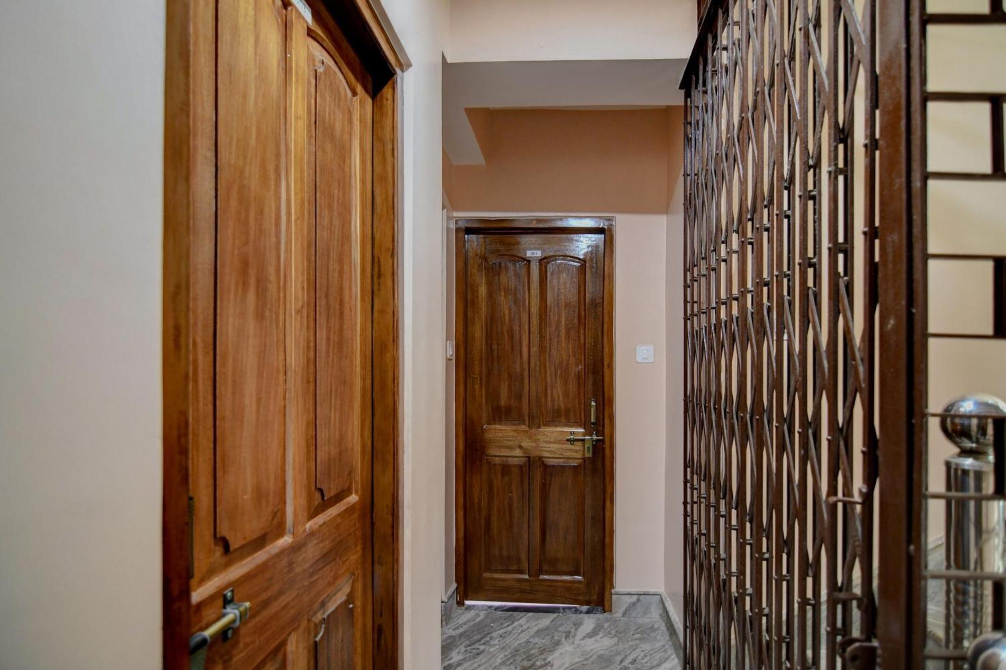 Collection O Norbuling Retreat Hotel 3*