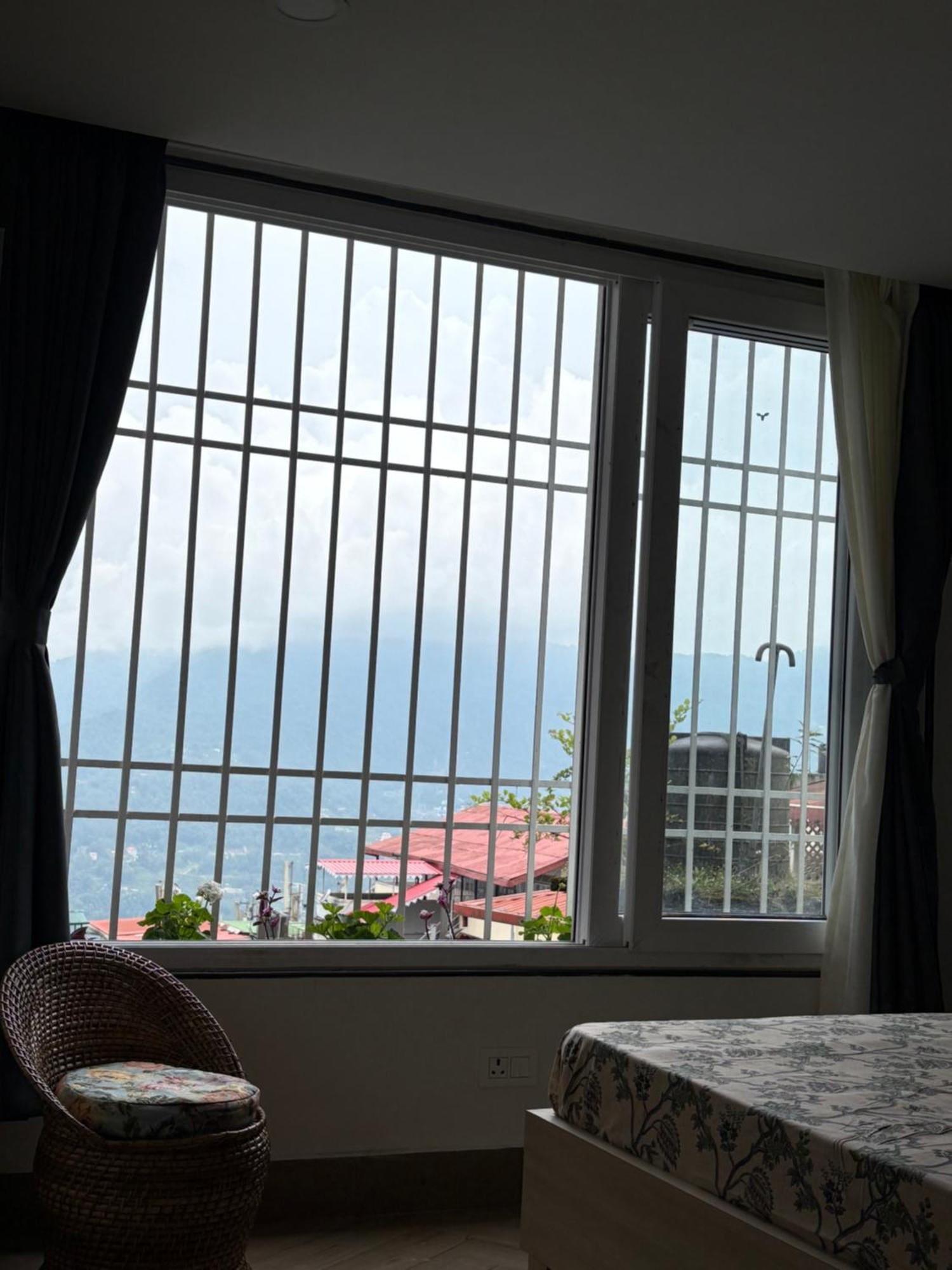 Kellys * Gangtok