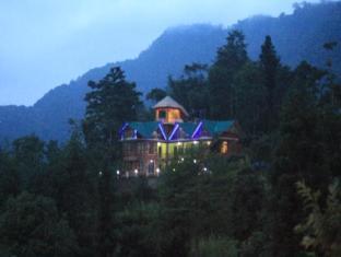Hotel The Red Mud Chalet 2*