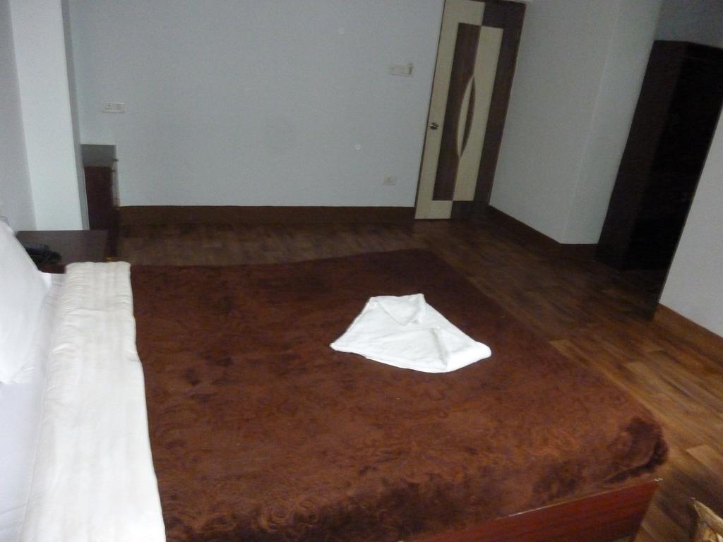 Hotel Dragon Inn Hotel 4*
