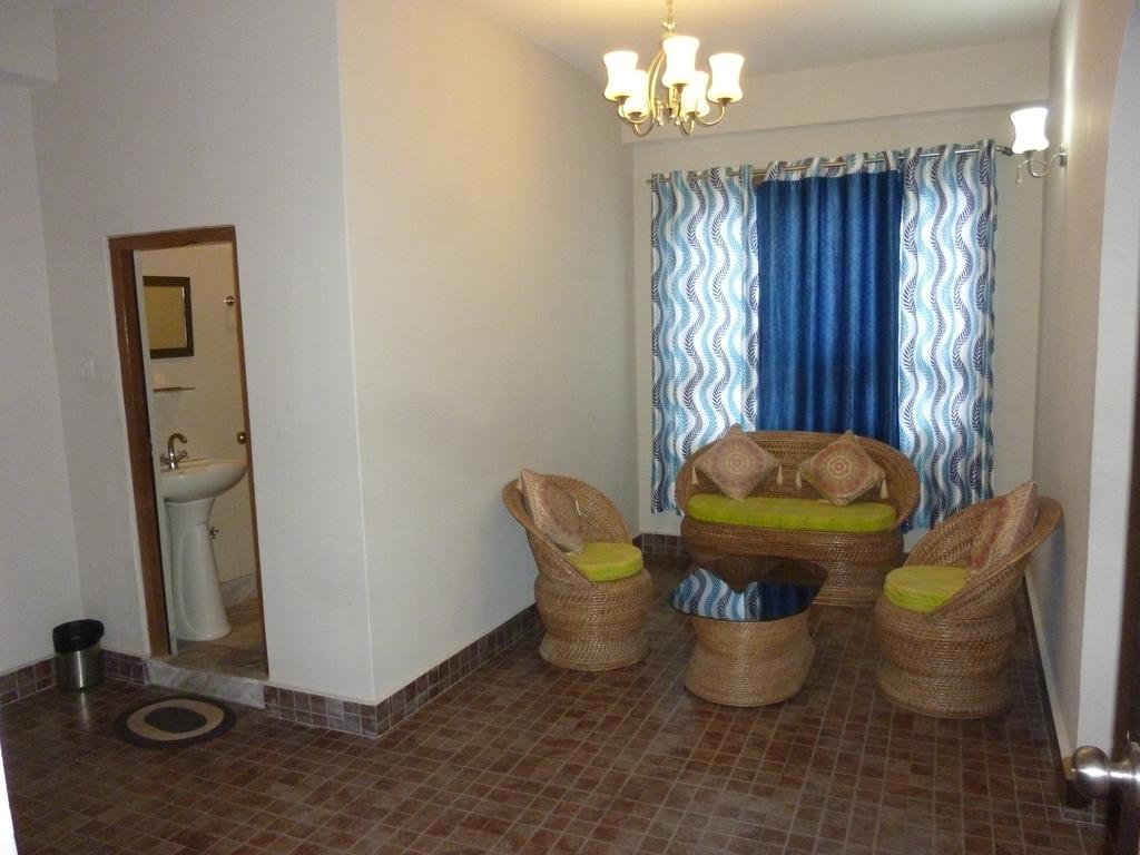 Hotel Dragon Inn Hotel