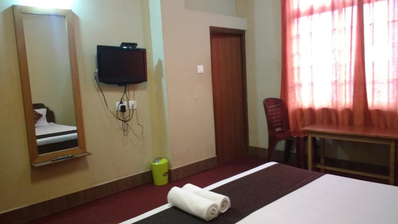 Pradhan Residency Hotel 2*