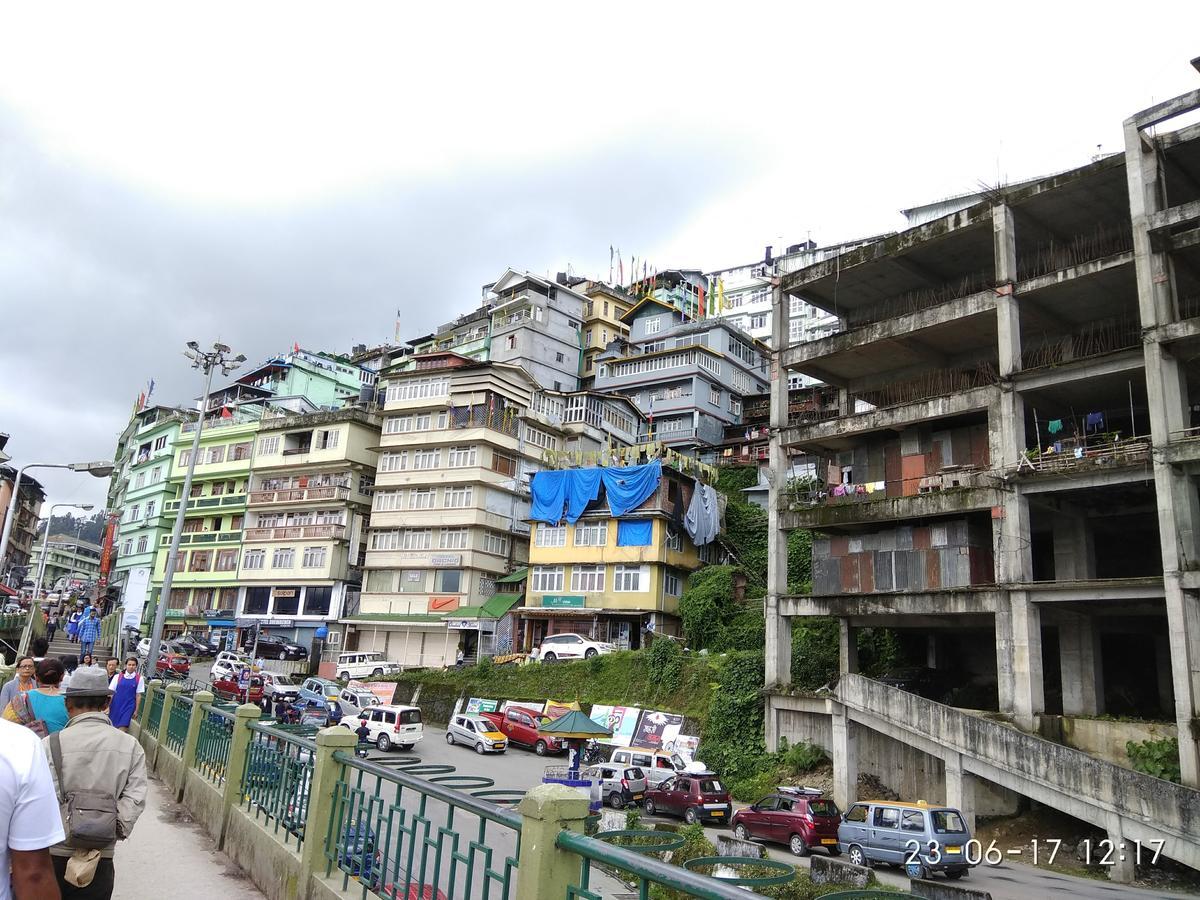 Hotel Stayapart - Sikkim Regency *