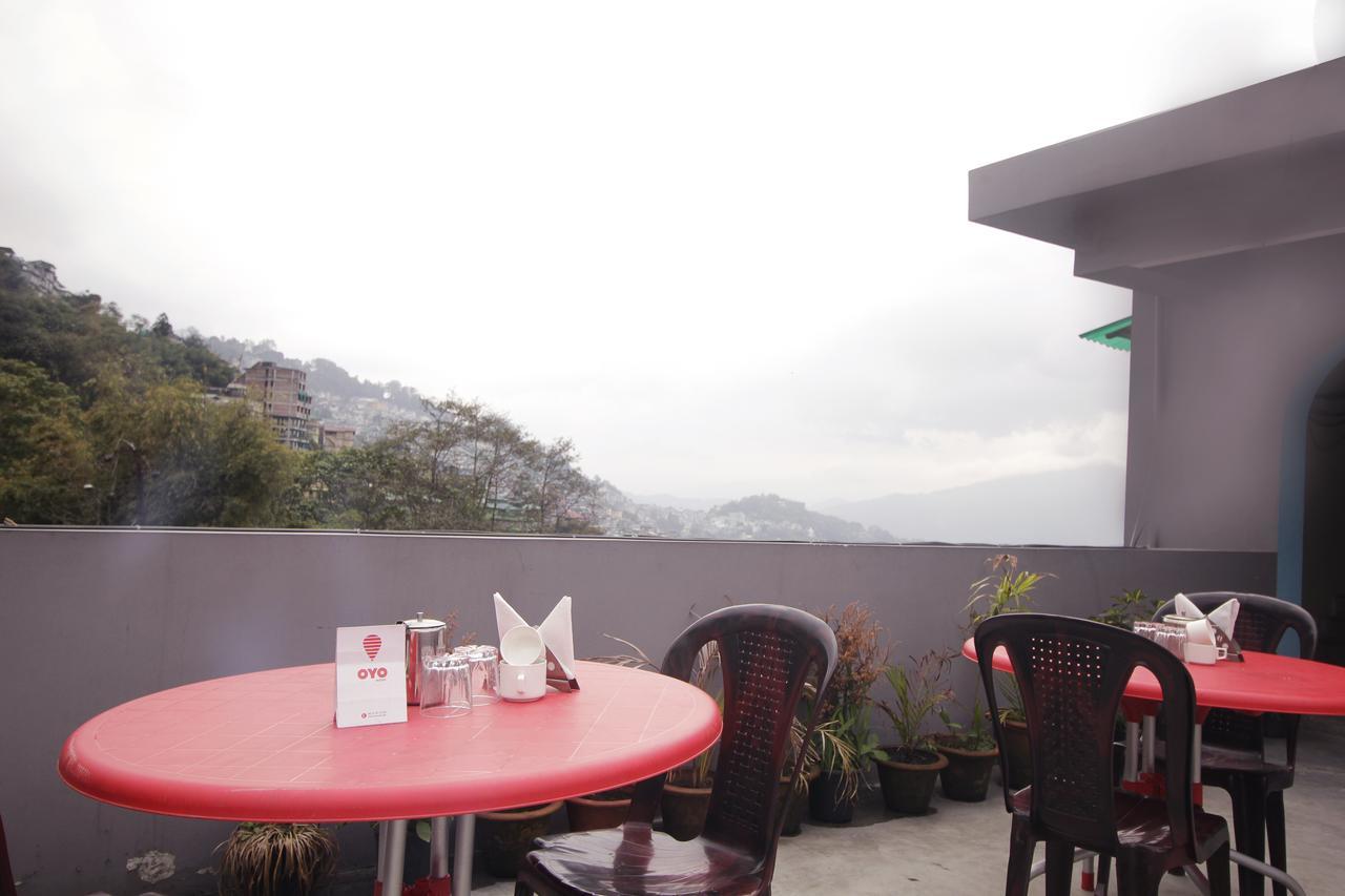 Inn Oyo 8164 Hans Regency