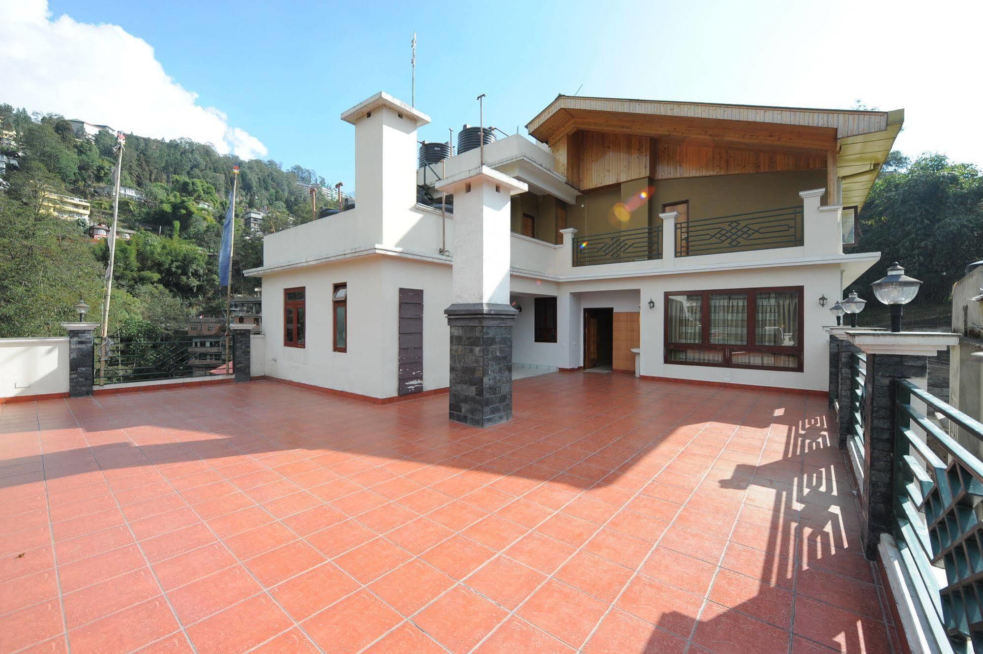 Hotel Suhim Portico Heritage Sikkim