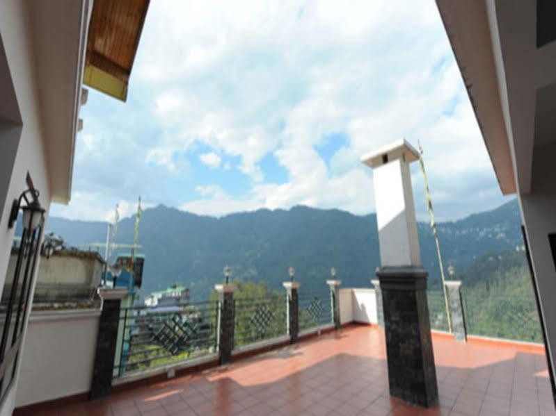 Suhim Portico Heritage Sikkim 2*