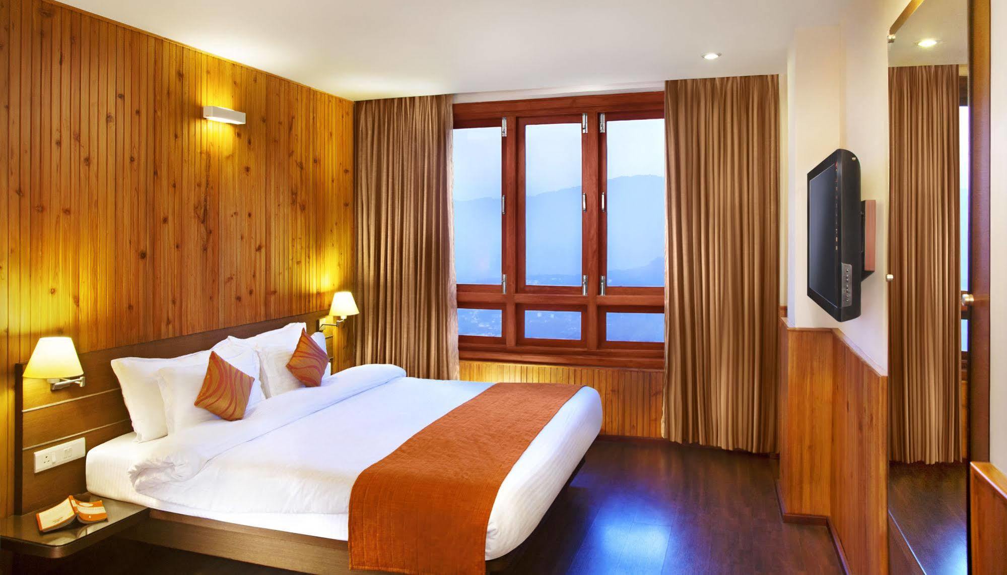 Sterling Gangtok