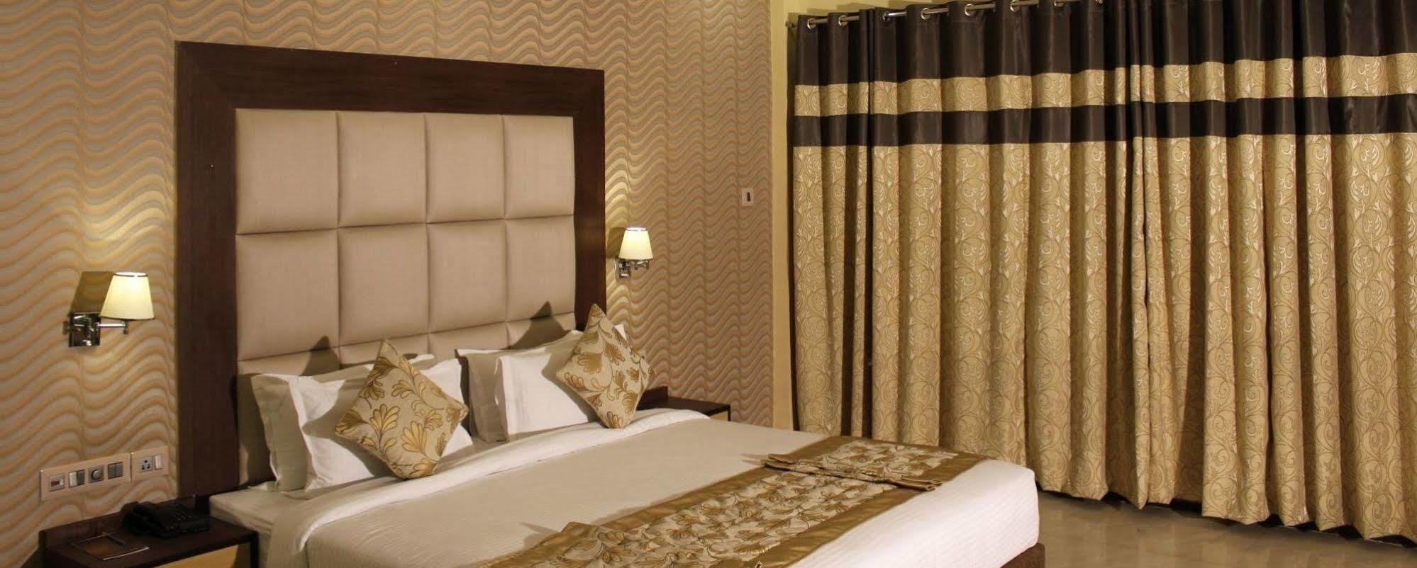 Hotel Terrace Valley Clarks Gangtok