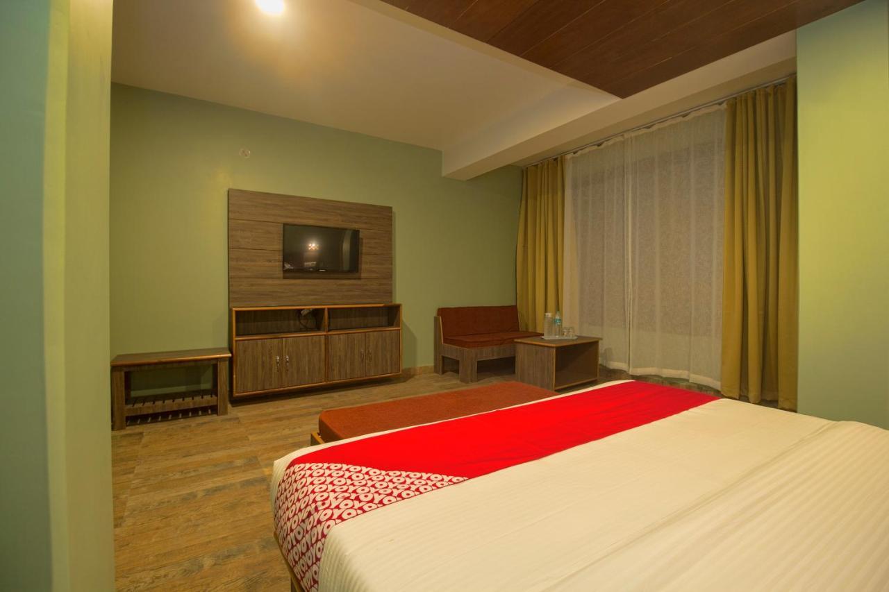 Hotel Oyo 22634 Maitreya Zimkhang