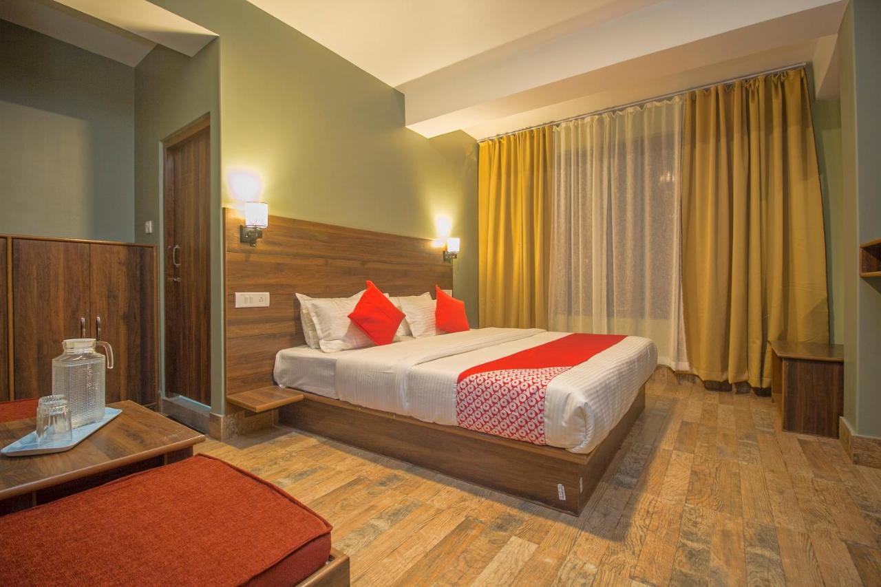 Hotel Oyo 22634 Maitreya Zimkhang 3*
