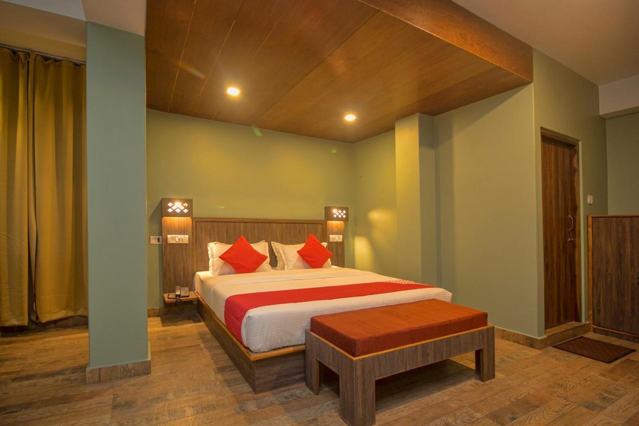 Oyo 22634 Maitreya Zimkhang Hotel