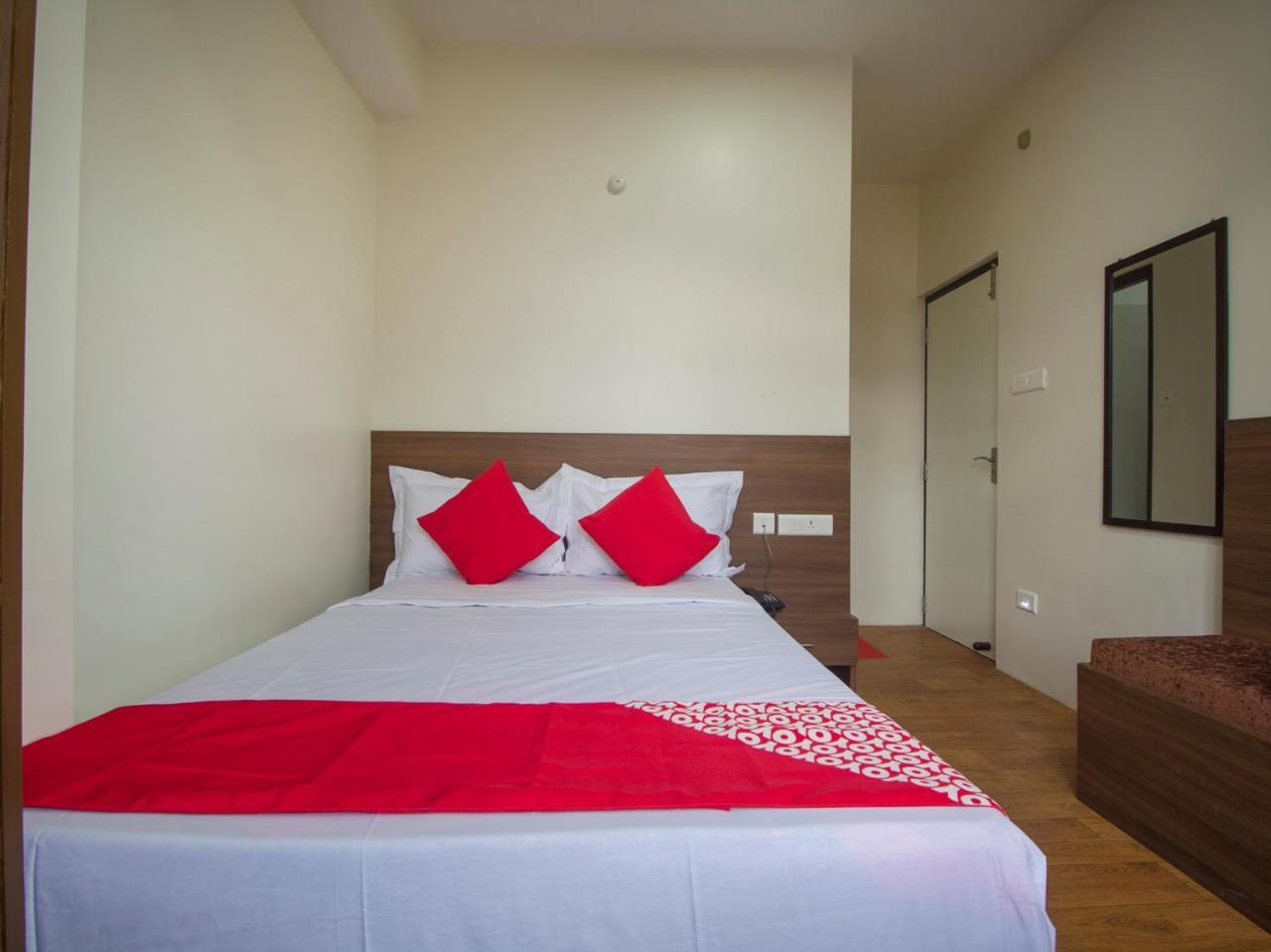 Oyo 22743 Rising Hotel Gangtok