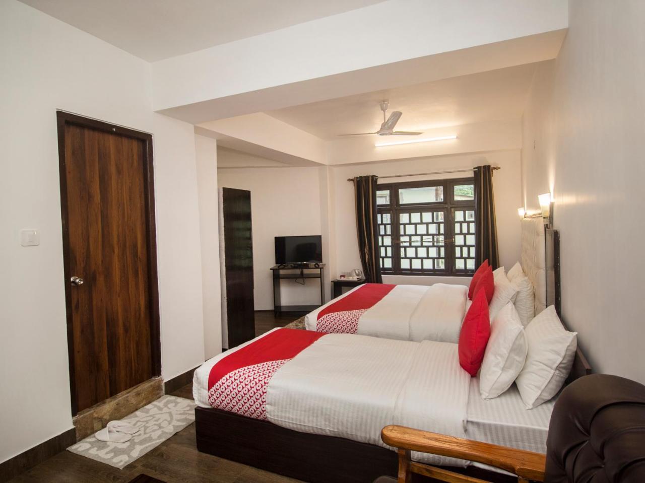 Oyo 16637 Tiara Regency Hotel Gangtok
