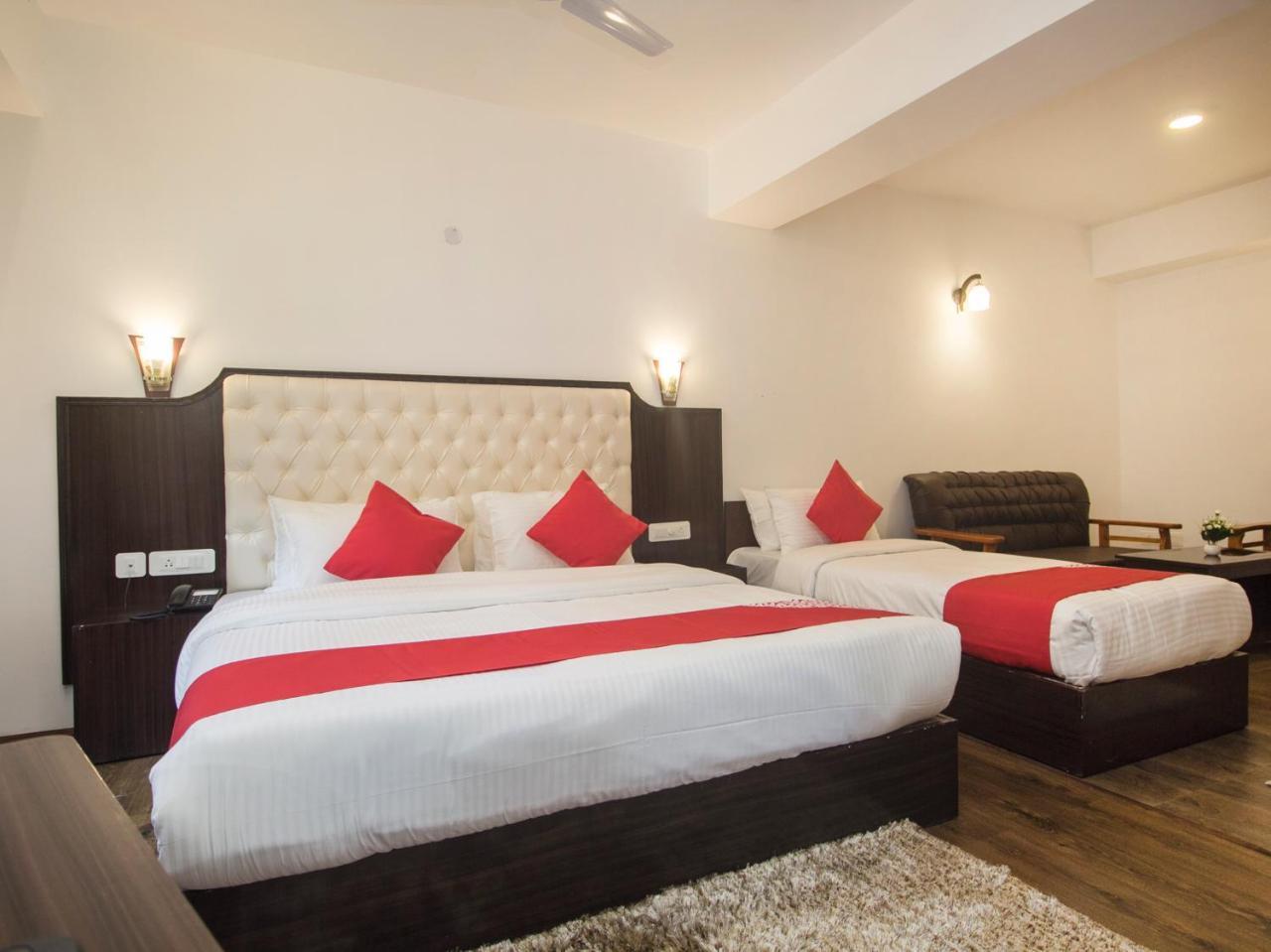 Hotel Oyo 16637 Tiara Regency Gangtok