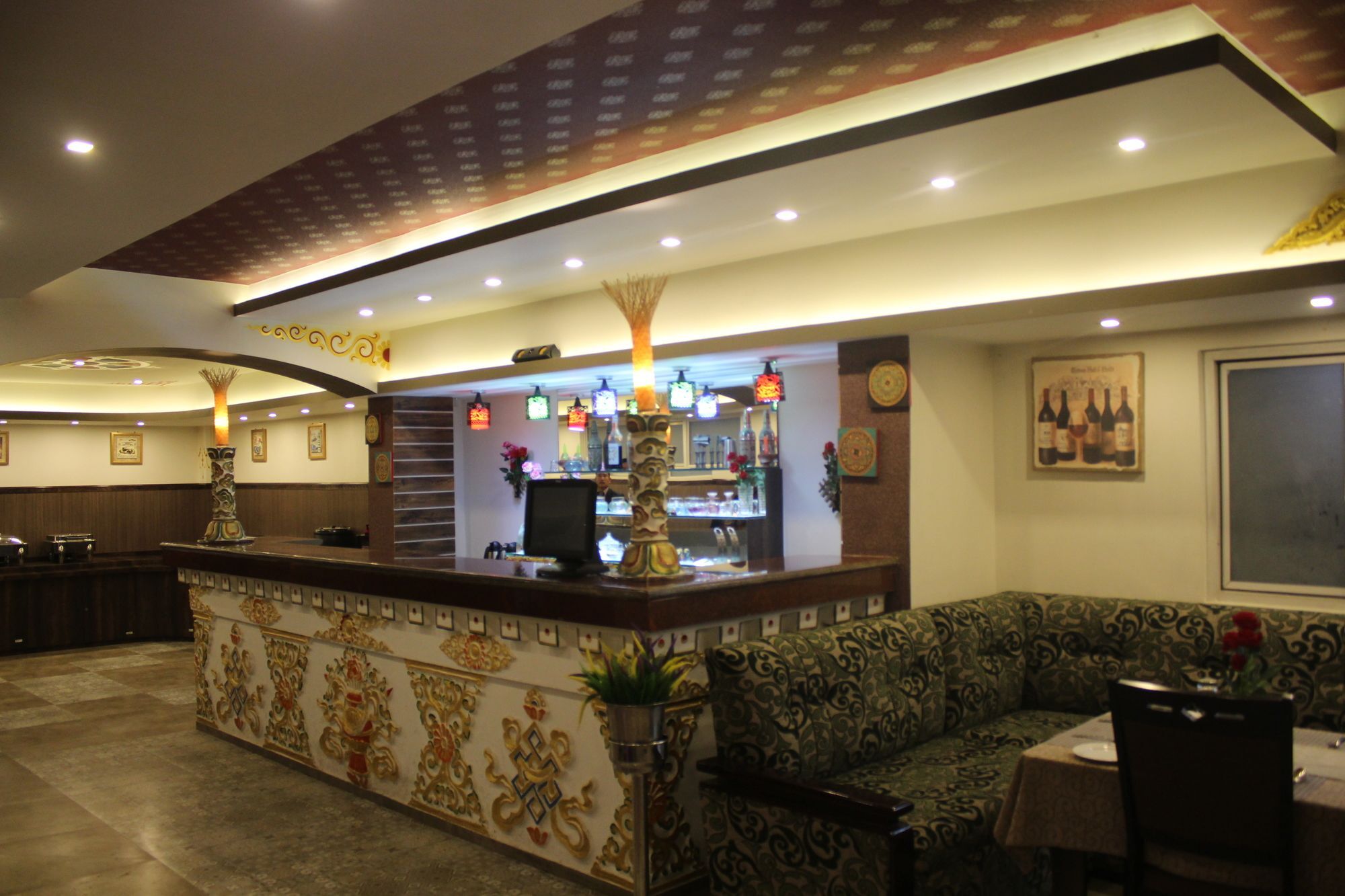 The Lindsay Cheu Den 4*