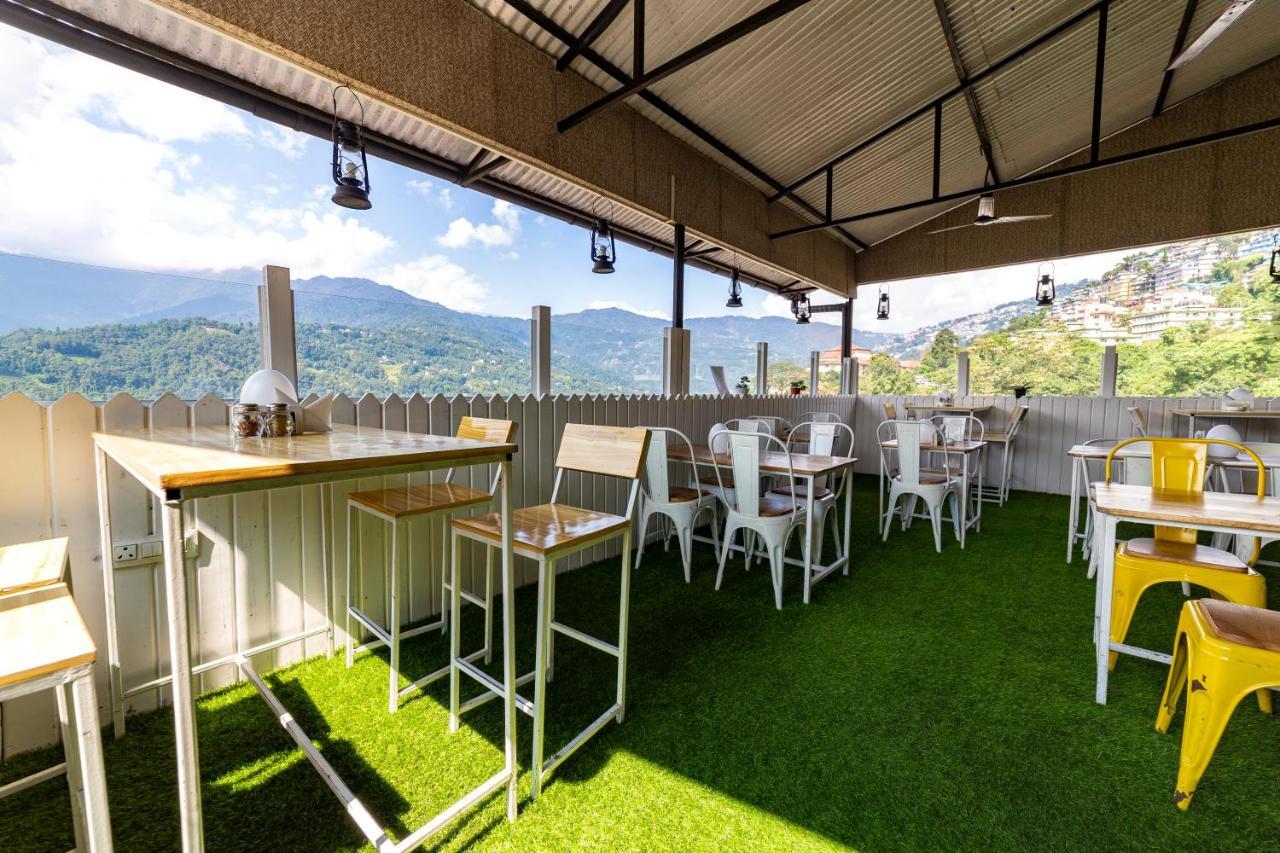 Cygnett La Maison Hotel 3*