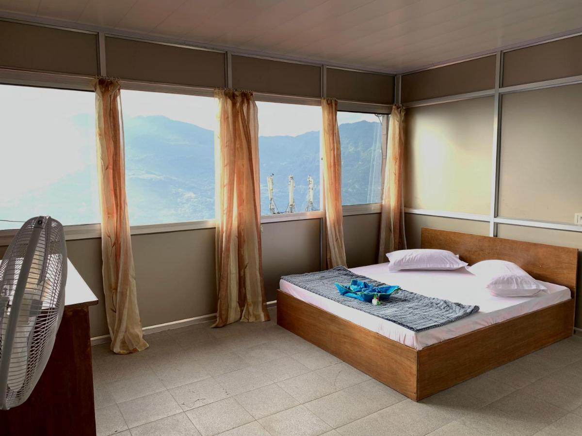 Hostel Backpackers Abode