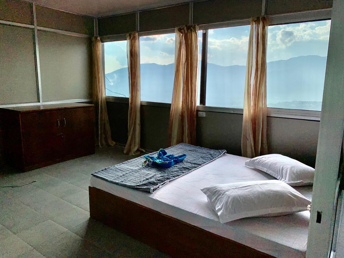 Hostel Backpackers Abode