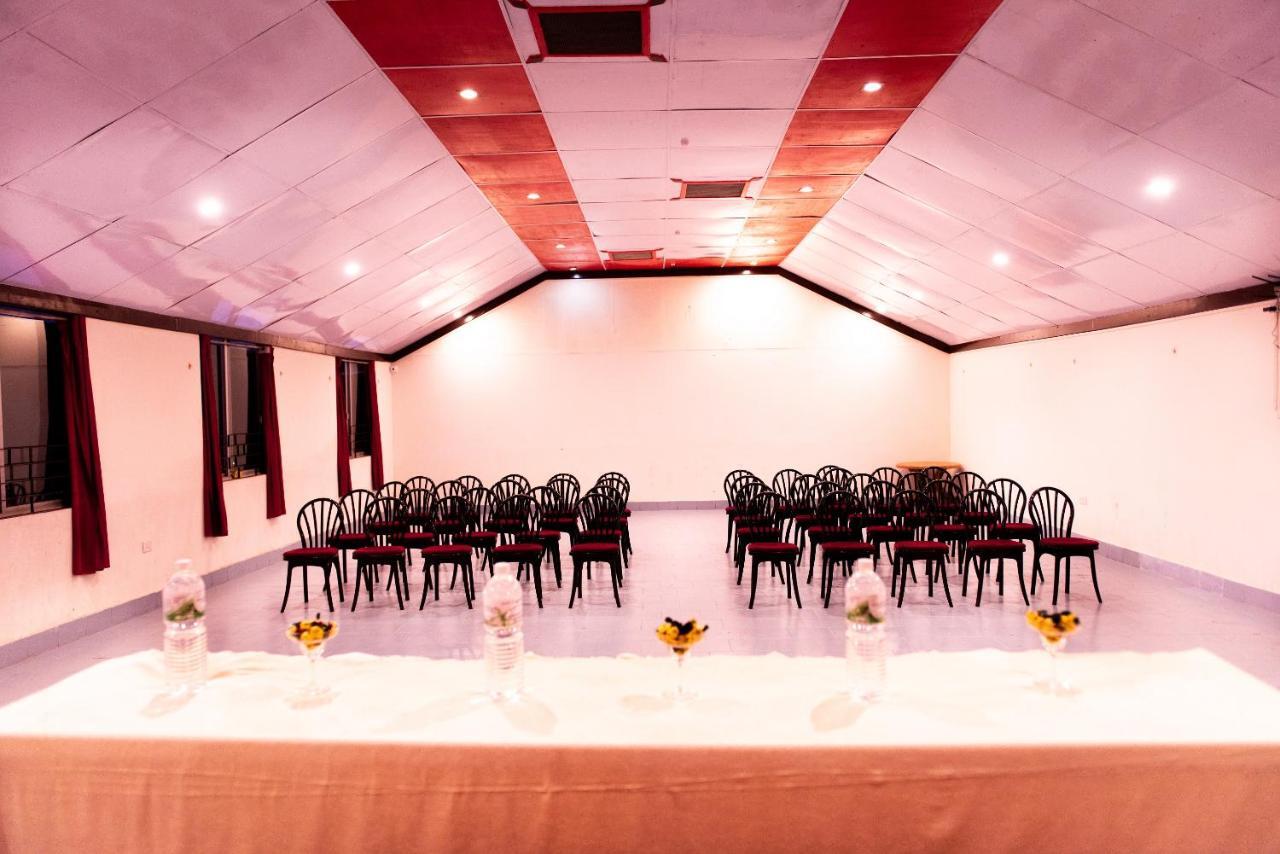 Hotel Mayal Retreat