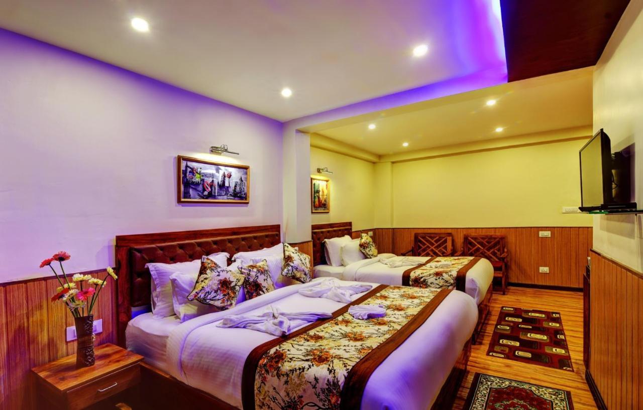 Hotel Golden Imperial & 3*