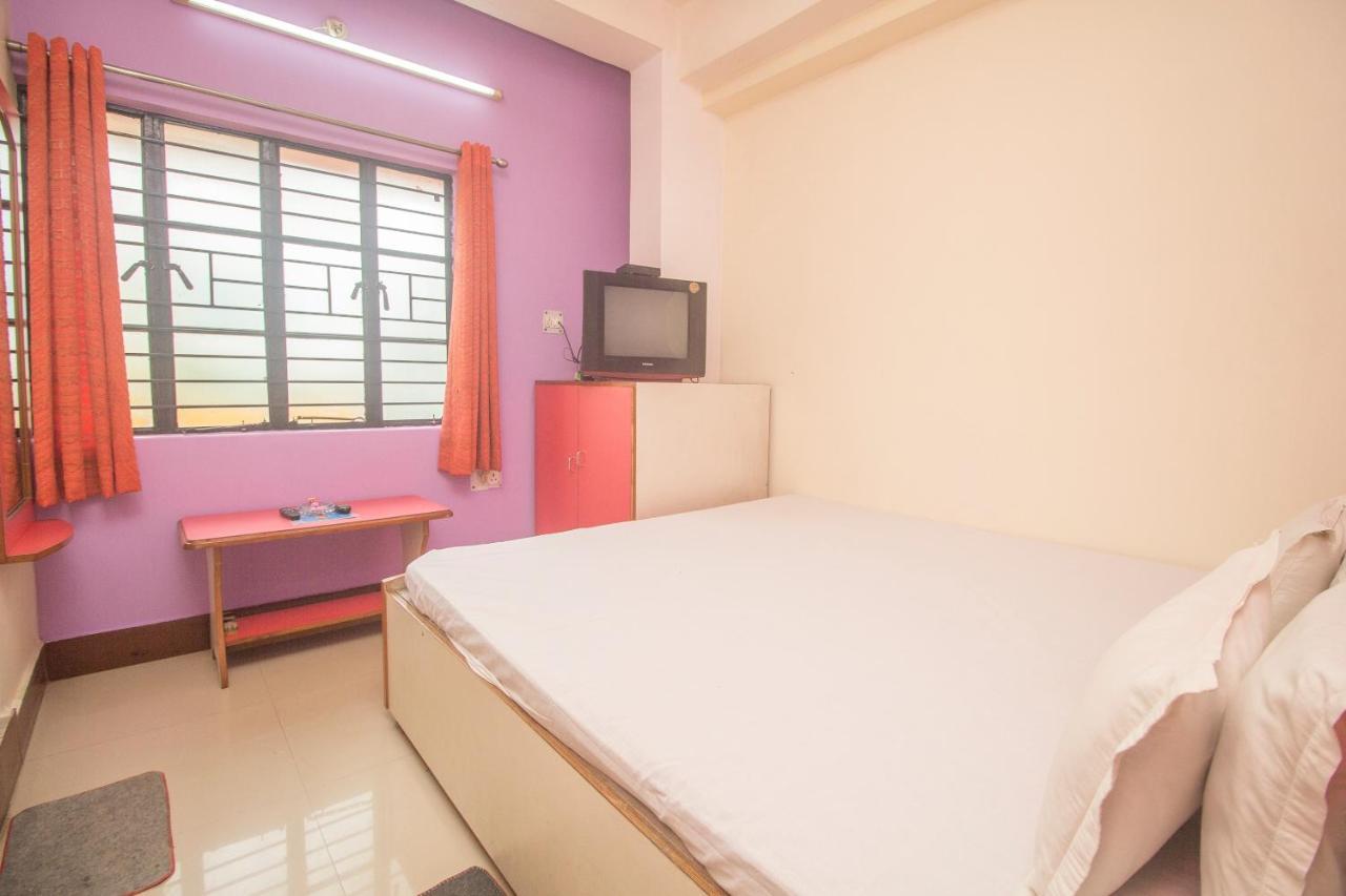 Spot On 61318 Plato Hotel 3*