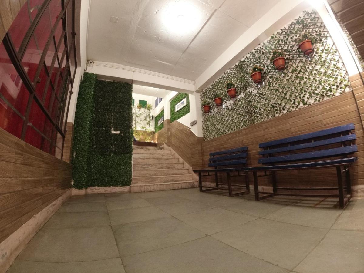 Mash Flora Fountain Hotel