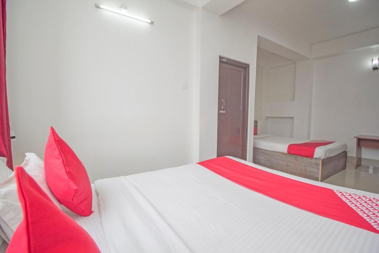 Hotel Oyo 38757 Red Panda 3*