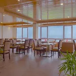 Treenz Hotel