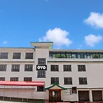 Townhouse Mansarovar Hotel