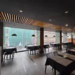 The Regal Hotel & Lounge