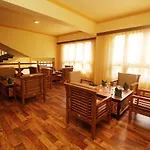 Hotel Tarayana Grand