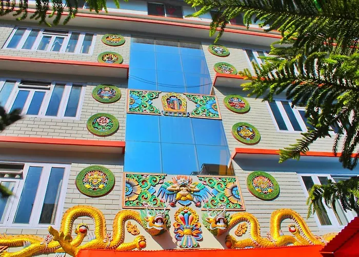 Four Square Holidayz, Gangtok